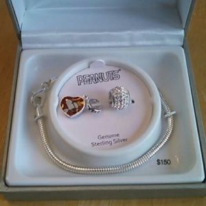 NWT Sterling Silver Snoopy Peanuts Charm Bracelet